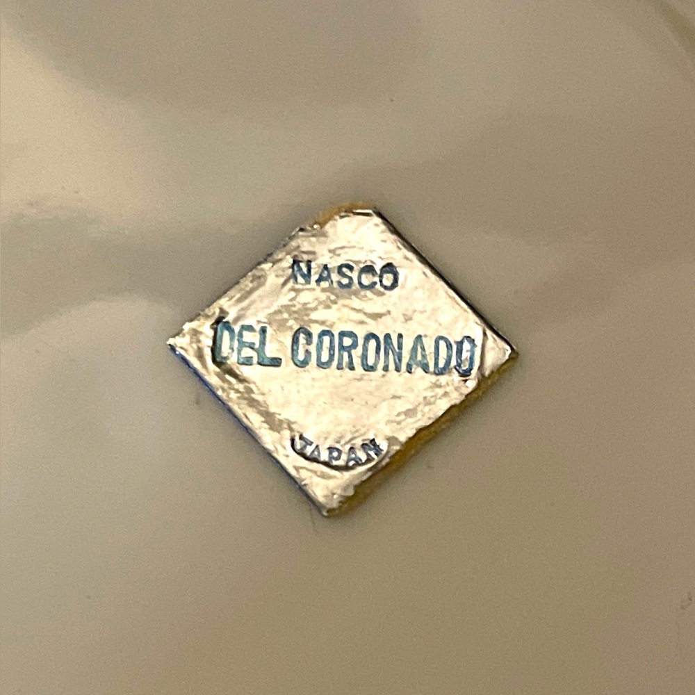 VINTAGE 1950’s NASCO DEL CORONADO Decorative Plate with Gold Trim - Picture 5 of 5